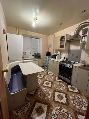 Сдаю 2ком кв рп Приволжский.